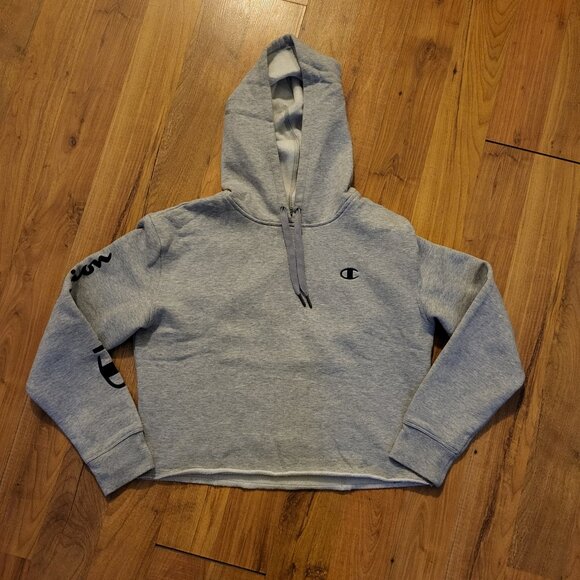 Cropped Champion Sweatshirt - Picture 3 of 5